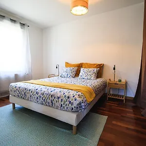 https://serenite-2.hotels-rhonealpes.com